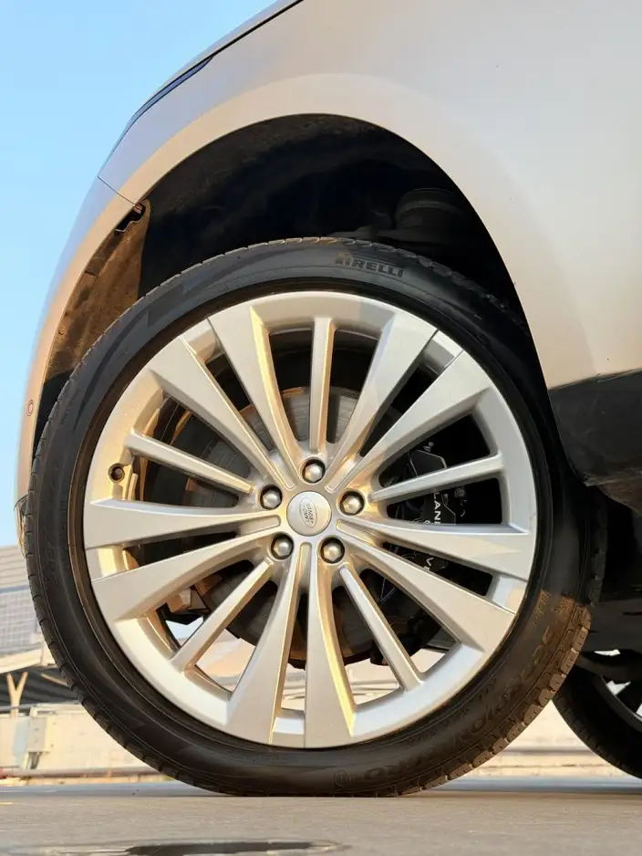 Range Rover 2023 Model 4.4 V8 530PS First Edition Edition – фото 7