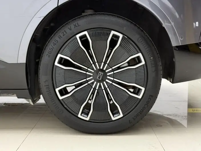Avatr 07 2024 Model Max Rear Drive Extended Range Edition – фото 9