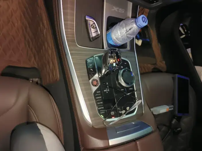 BMW X5 2022 Model Facelift xDrive 40Li M Sports Set – фото 9
