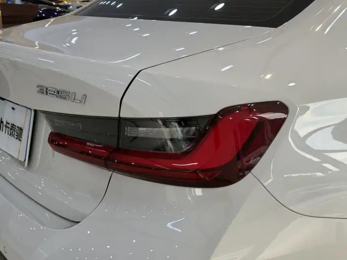 BMW 3 Series 2025 Model 325Li M Sports Set – фото 10