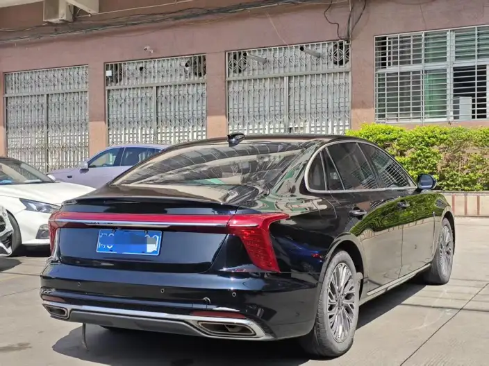 Hongqi H5 2023 Model 2.0T Automatic Flag Enjoy Edition – фото 6