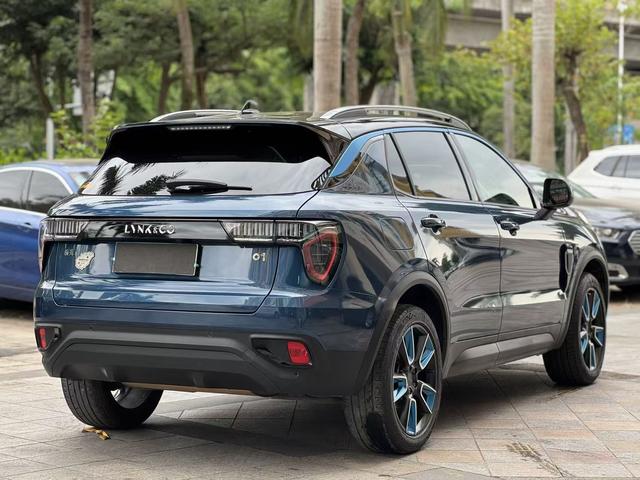 Lynk & Co 01 2017 2.0T 2WD Type Pro – фото 7