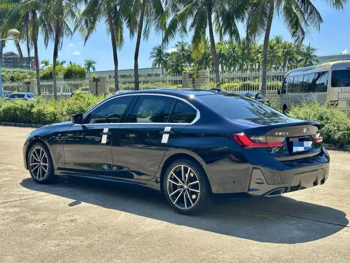 BMW 3 Series 2023 Model 325Li M Sports Set – фото 4