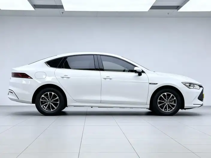 BYD Qin PLUS DM 2024 Model Honor Edition DM-i 55KM Leading Model – фото 8