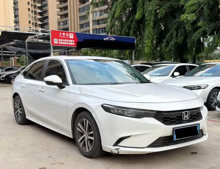 Model Ge 2023 Model 240TURBO CVT Leading version – фото 3