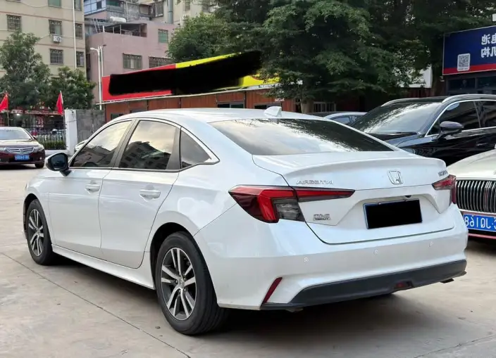 Model Ge 2023 Model 240TURBO CVT Leading version – фото 4
