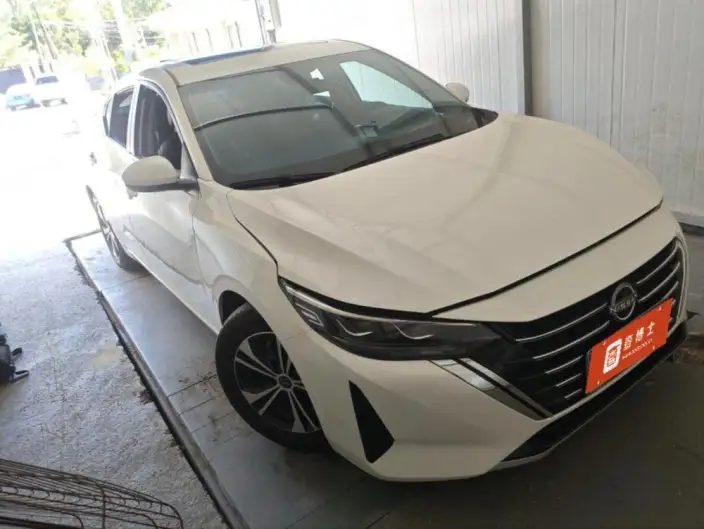 Nissan Sylphy 2023 Model 1.6L CVT Yuexiang Edition – фото 2