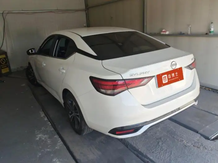 Nissan Sylphy 2023 Model 1.6L CVT Yuexiang Edition – фото 3