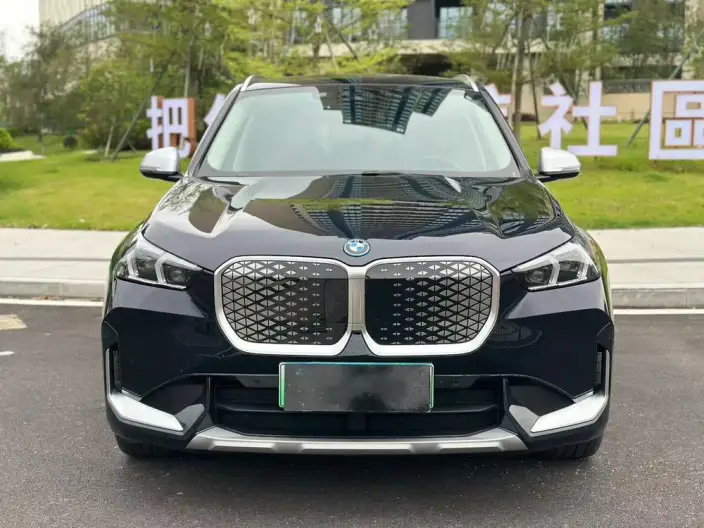 BMW iX 1 2023 Model xDrive30L X Design Set – фото 2