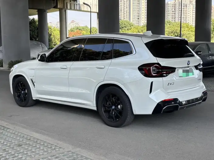 BMW iX3 2022 Model Leading Model – фото 4