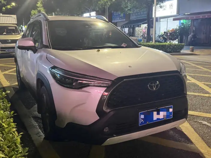Toyota Corolla Cross 2022 Model 2.0L Deluxe Edition – фото 3