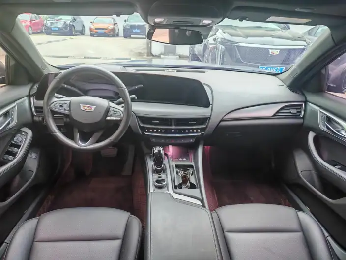Cadillac CT5 2025 Model 28T Lincoln Town Sports Edition – фото 7