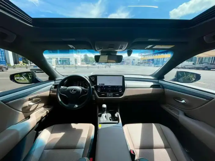 Lexus ES 2025 Model 200 Premium – фото 7