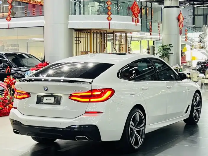 BMW 6 Series GT 2022 Model 630i M Sports Set – фото 6
