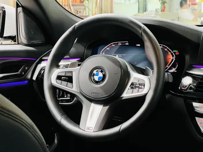 BMW 6 Series GT 2022 Model 630i M Sports Set – фото 8