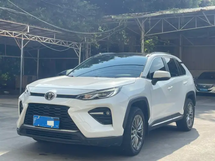Toyota Wildlander 2023 Model 2.0L 2WD Luxury PLUS Edition – фото 1