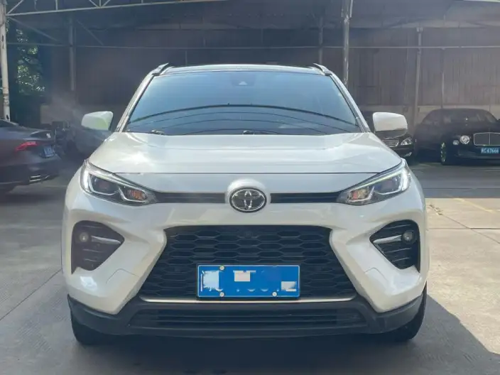 Toyota Wildlander 2023 Model 2.0L 2WD Luxury PLUS Edition – фото 2
