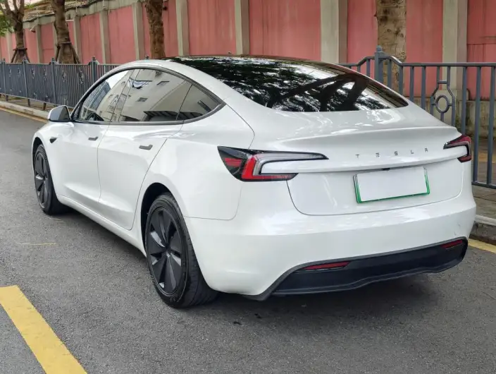 Model 3 2023 Model Rear-wheel drive version – фото 4