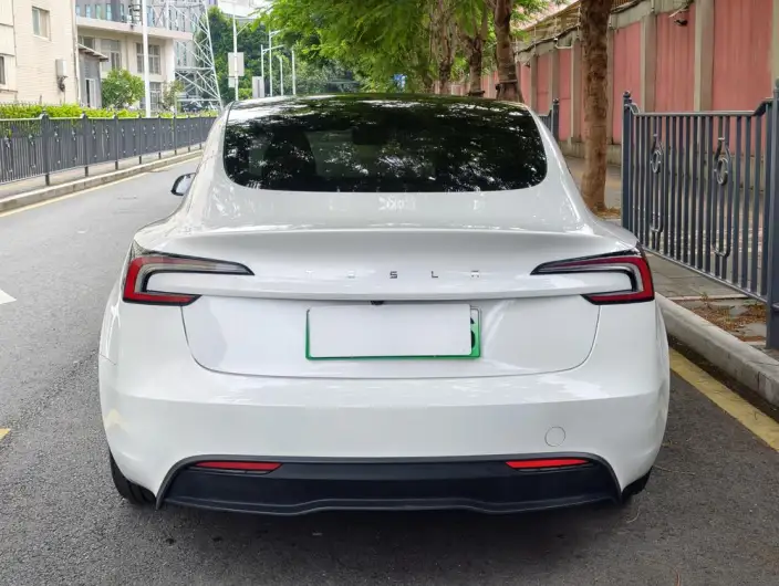 Model 3 2023 Model Rear-wheel drive version – фото 5