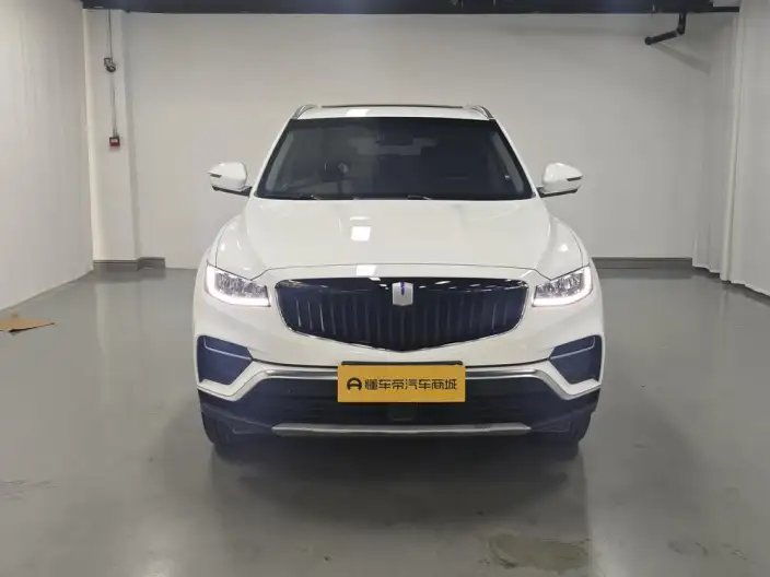 Geely Yuan Cheng FX 2022 Model 1.8T Smart Edition 5 seat