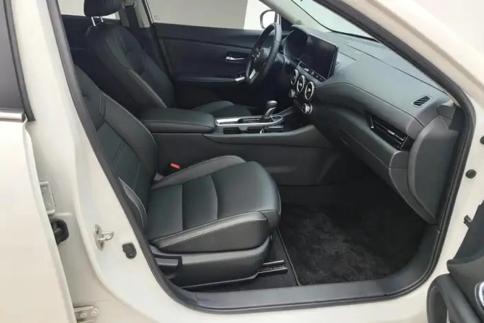 Nissan Sylphy 2023 Model 1.6L CVT Yuexiang Edition – фото 10