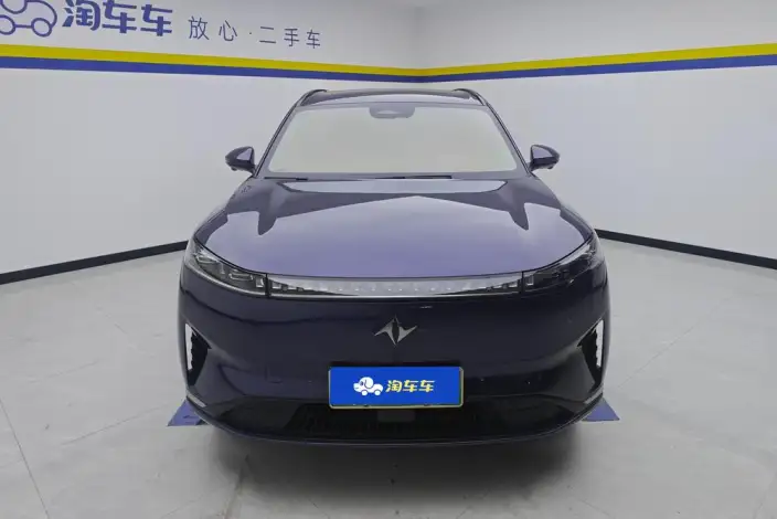 eπ 008 2024 Model 636Max EV Edition 6 seat