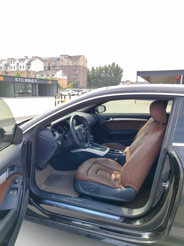 Audi A5 2010 модификация 2.0TFSI Coupe – фото 10