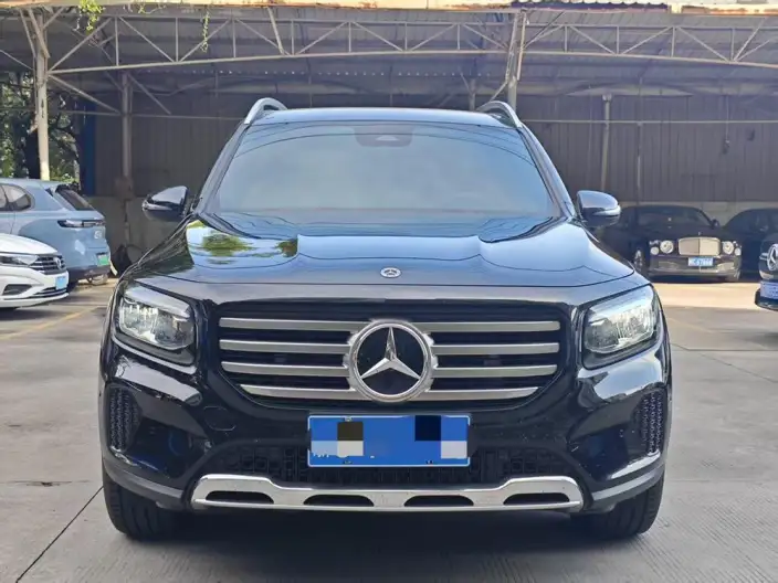 Mercedes-Benz GLB 2025 Model GLB 220 Dynamic Model – фото 2
