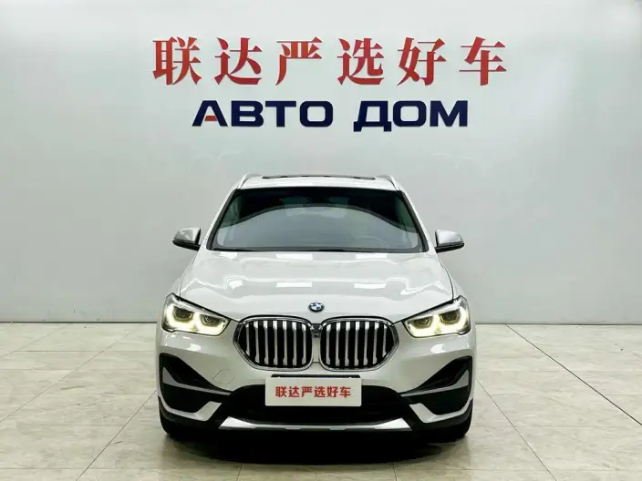 BMW X1 2022 Model sDrive20Li Fashion Model – фото 2