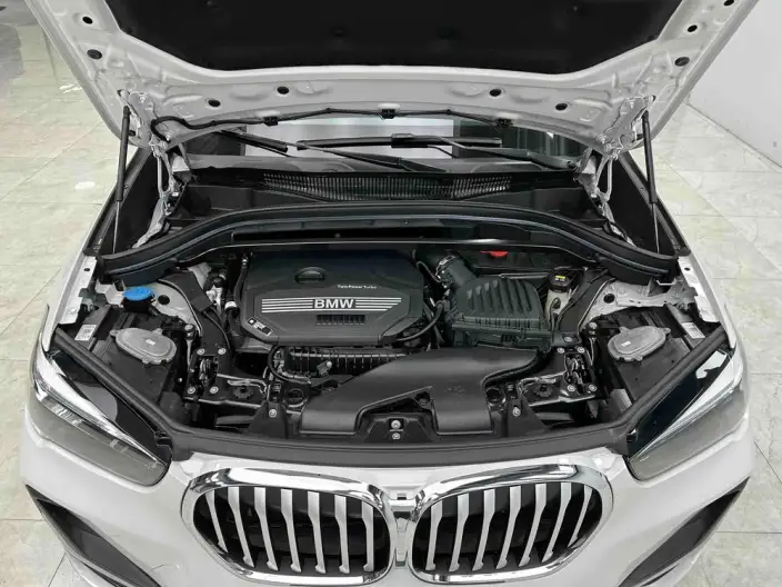 BMW X1 2022 Model sDrive20Li Fashion Model – фото 7
