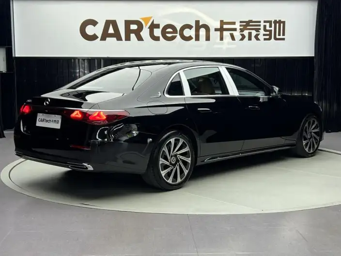 Mercedes-Benz E-Class 2025 Model E 300 L Luxury Model sedan – фото 6