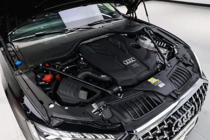 Audi A8 2025 Model A8L 55 TFSI quattro Flagship Model – фото 8