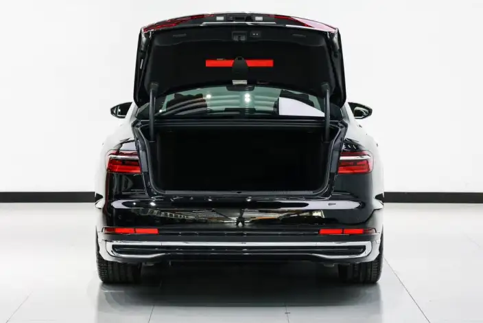 Audi A8 2025 Model A8L 55 TFSI quattro Flagship Model – фото 10