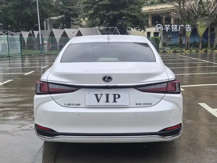 Lexus ES 2024 Model 200 Premium – фото 5