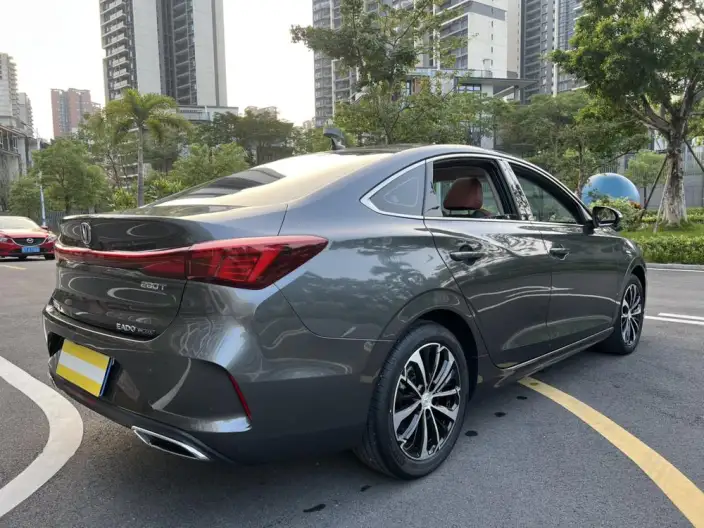 Changan Eado 2022 Model PLUS Blue whale NE 1.4T GDI DCT Flagship Model – фото 7