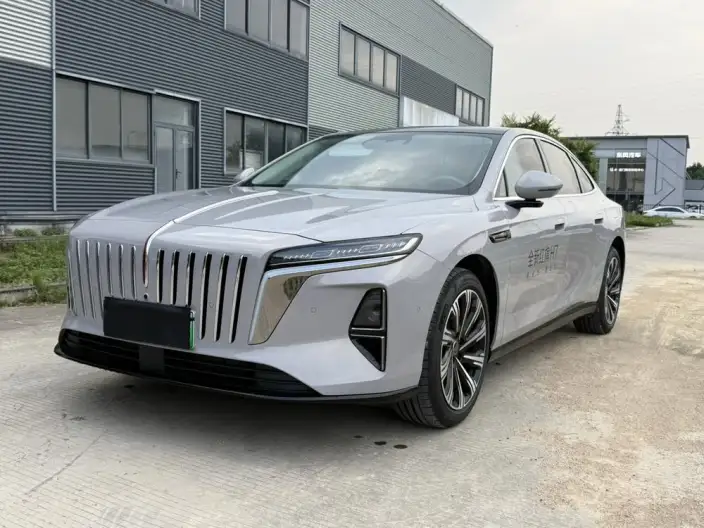 Hongqi H7 PHEV 2026 Model 210 4WD Smart Hybrid Edition – фото 1