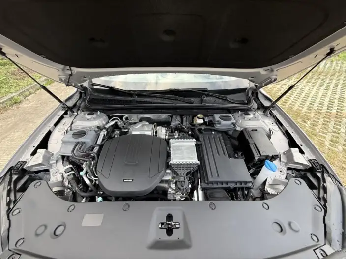 Hongqi H7 PHEV 2026 Model 210 4WD Smart Hybrid Edition – фото 6