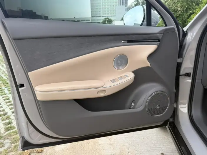 Hongqi H7 PHEV 2026 Model 210 4WD Smart Hybrid Edition – фото 8