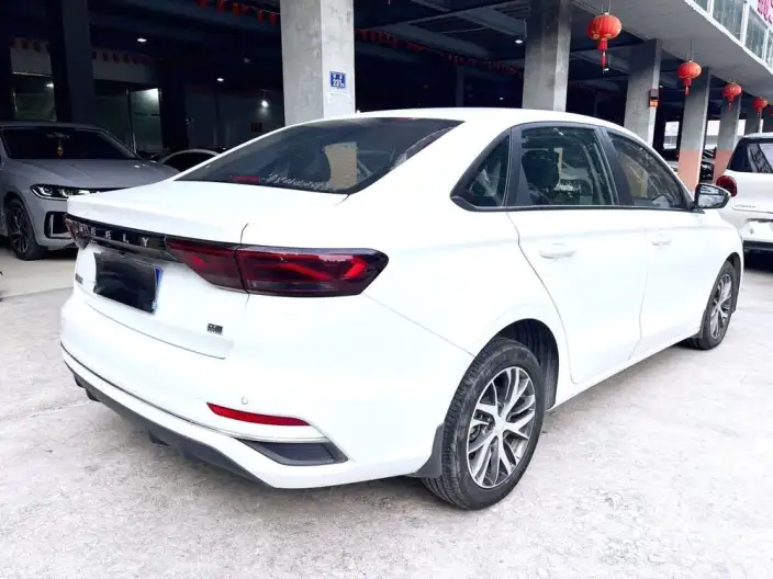 Geely Emgrand 2022 Model No. 4 Gen 1.5L CVT Flagship Model – фото 6