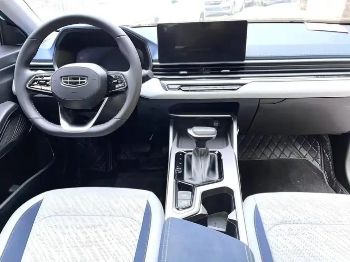 Geely Emgrand 2022 Model No. 4 Gen 1.5L CVT Flagship Model – фото 8