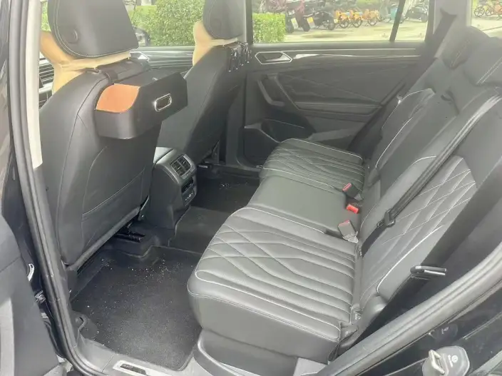 Volkswagen Tiguan L 2023 Model 330TSI 2WD R-Line Enjoy the version more – фото 9