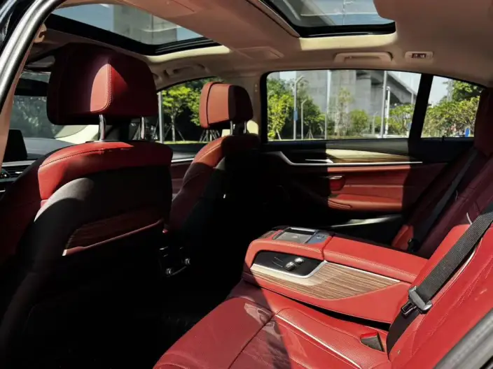BMW 5 Series 2023 Model 530Li Exclusive Model Luxury Set – фото 9