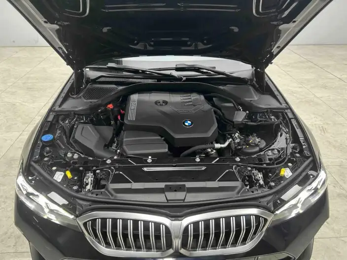 BMW 3 Series 2023 Model 320Li M Sports Set – фото 7