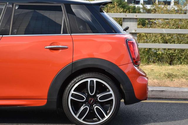 MINI Модель 2019 года 2.0T COOPER S Racer Five-door Edition – фото 4