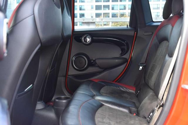 MINI Модель 2019 года 2.0T COOPER S Racer Five-door Edition – фото 23