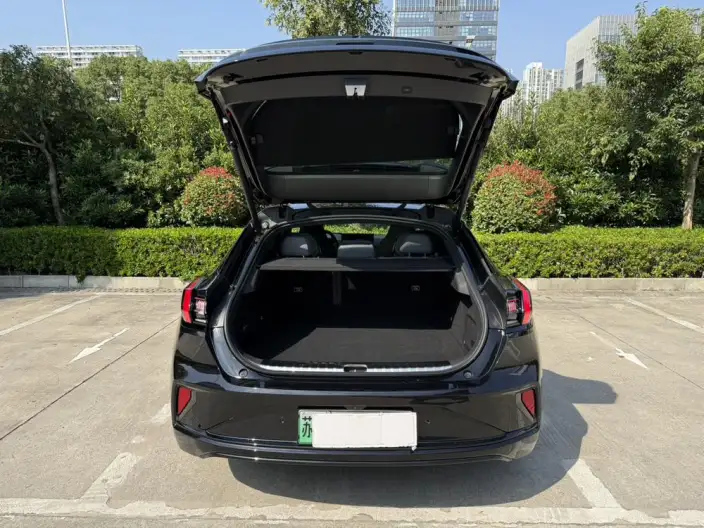ZEEKR 001 2025 Model WE Edition 95kWh 4WD – фото 8
