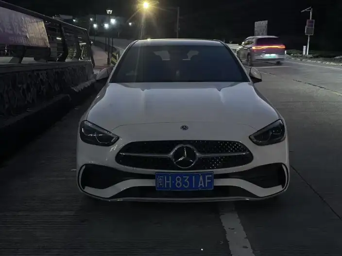 Mercedes-Benz C-Class 2025 Model C 260 L Sports Edition – фото 2