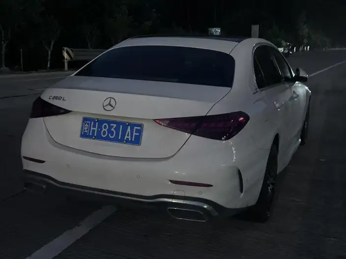 Mercedes-Benz C-Class 2025 Model C 260 L Sports Edition – фото 6
