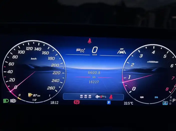 Mercedes-Benz C-Class 2025 Model C 260 L Sports Edition – фото 7