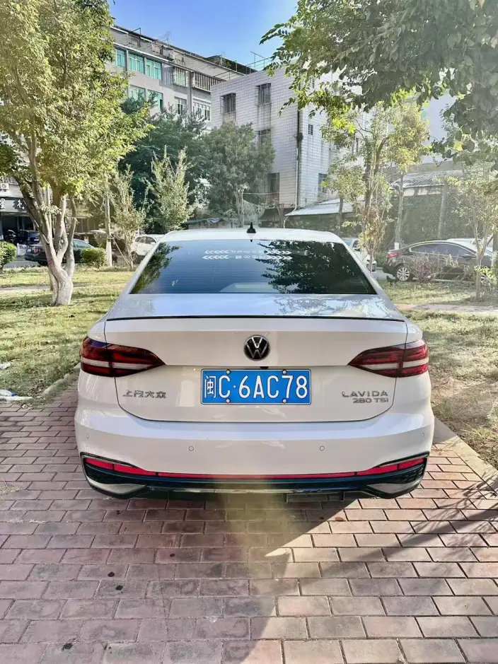 Volkswagen Lavida 2023 Model 280TSI DSG Starry Sky Yongyi Edition – фото 4